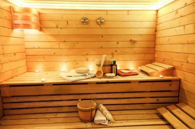 Comment effectuer une réparation efficace de votre sauna en panne ?